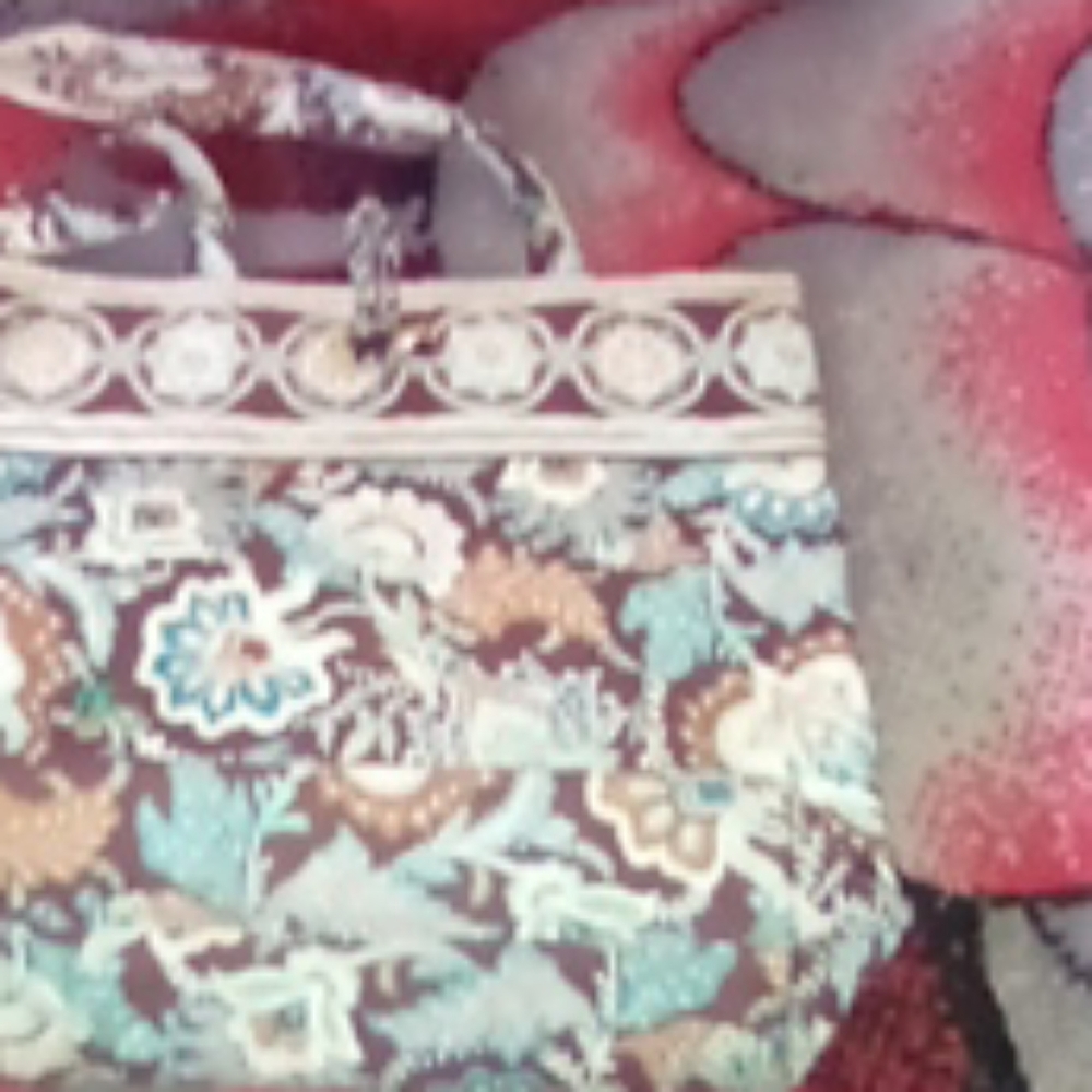 Vera Bradley purse